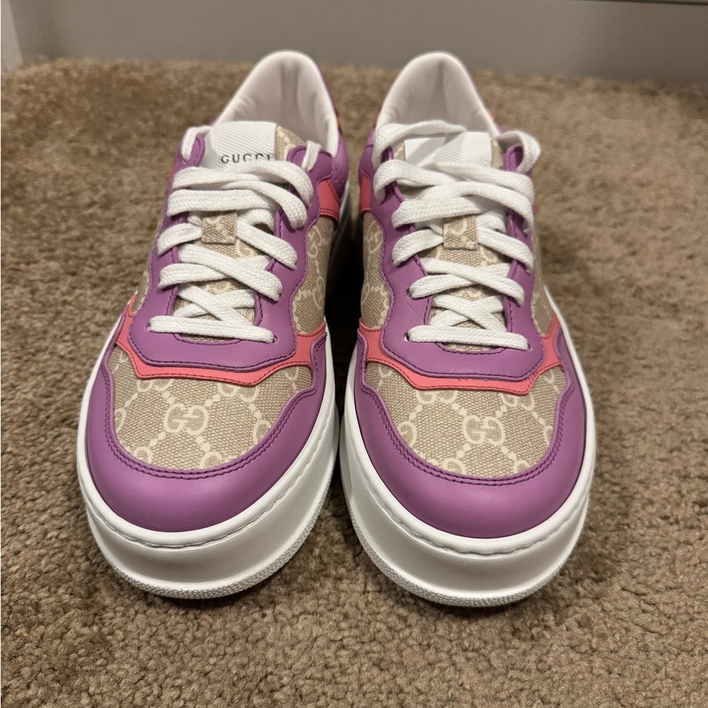 SOLD-Gucci GG Supreme Monogram sneaker